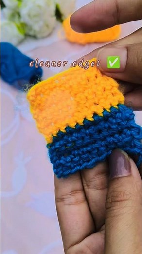 how to keep your crochet edges straight 🧶✨ beginner crochet tutorial#beginnercrochet #crochetshorts