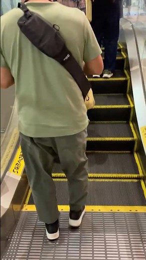 世界一短いエスカレーター 川崎アゼリア