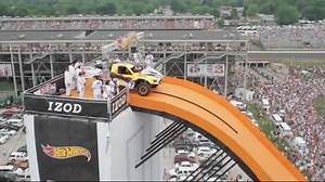 118M views · 2.8M reactions | ریکۆردی مێژوویی لە فڕینی ئۆتۆمبێل World record longest car fly | Rudaw Sports | Facebook