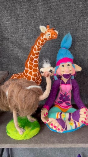 See you in downtown Oskaloosa at 9 am for the 56th Annual Art on the Square ! It’s a beautiful day to purchase unique artwork, indulge in food, support the farmers market, enjoy the window art walk, participate in creative stations, shop downtown and participate the puppet parade. See you soon! ☀️ 🖼️ 🎨 🍕 🍧 | Oskaloosa Main Street