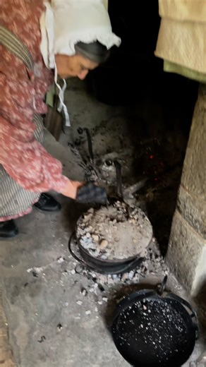 3.7K views · 50 reactions | If you’ve a loaf of stale bread you can make a bread pudding - simply soak the bread in milk, mix in four eggs, cinnamon, sugar or molasses and bake for up to 2 hours #bake #foodie #breadpudding #pudding #bread #CastIronCooking | Lucky Nail Blacksmith | Facebook