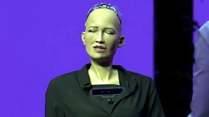 Here's What Sophia, the First Robot Citizen, Thinks About Gender and Consciousness