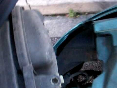 Ford Puma Headlight Bulb Change.