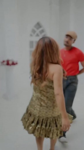 Rashami Desai shows her awesome moves to Pyaar Hota Kahin Baar Hai! #trending #rashamidesai #trendingreels #bollywood #trendingsongs | Nevanta