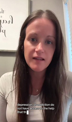 🚨 Canadian, now living in the US, drops TRUTH BOMBS about “free” healthcare in Canada. “Universal healthcare isn’t free if you lose your life before you get treated.” | Edie Cornelius