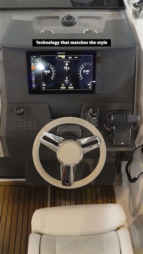 Nimbus W12 x Simrad® NSS® 4