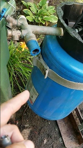Tip for removing and draining a water logged water pressure tank