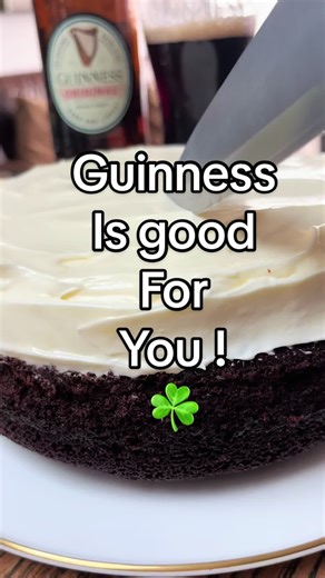 ☘️A rich, chocolatey cake inspired by Guinness, made to look like a pint with a creamy frosting ‘foam’ on top. Decadent and delicious @Dromona #cake #guinness #stout #irish #northernireland #ireland #fyp #irishtiktok #bestever #recipes #creamcheese #chocolatecake #mumsoftiktok