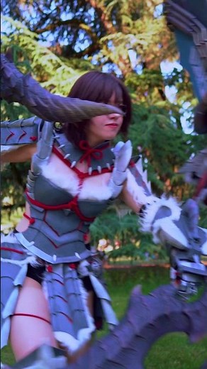 Hunter and Female Hunter from Monster Hunter @districtcreations @Yuhime_cosplay ‪@dokomiofficial‬