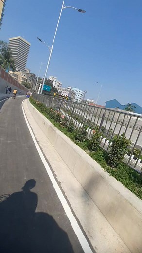 অবশেষে কমলাপুর আন্ডারপাস খুলে দেয়া হলো। দীর্ঘ ভোগান্তির পর এবার যদি এই অঞ্চলের মানুষের দূর্দশা কাটে। | Nil Talokdar