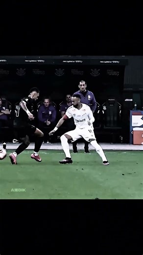 The comeback, the flair, the magic… history is repeating! 🪄🎩 #SantosNeymar #neymar #FootballShorts