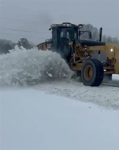 Motor Grader Snow Plow | Ice Breaking Road Work #jcb#machinerychannel #bilalghummansialkoti
