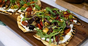 Cheese and veggie flatbread with hot honey: Get the recipe!