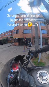 Por suerte ya comio tamal con chocolate y tiene demasiada energia😅😝🤩lo malo es que no tiene 364 amigos para llevar uno cada dia de invitado jejejeje😂 Este fue un excelente servicio de #ubermoto Vamos a ver que sucede mas adelante #moto #bikers #moteros | cristo david