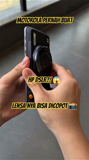 Your phone turns into a DSLR camera?! 😱