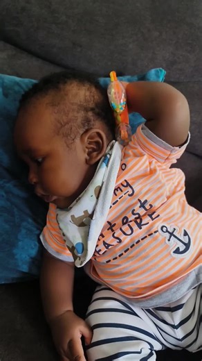 6 months exclusive breastfeeding is not realistic without pumping, let pumping help you save your breastmilk for future when baby keeps gaining to achieve the goal. for good pumping plans inbox me. give your baby the best. #breastfeedingmommy🤱🏼🌈 #pregnancy #baby #postpartumrecovery #lactation