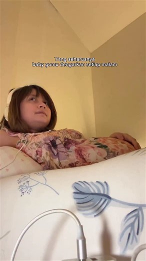 Cynantia Pratita on Instagram: "Maafkan mommy 🤲🏻 P reset season"