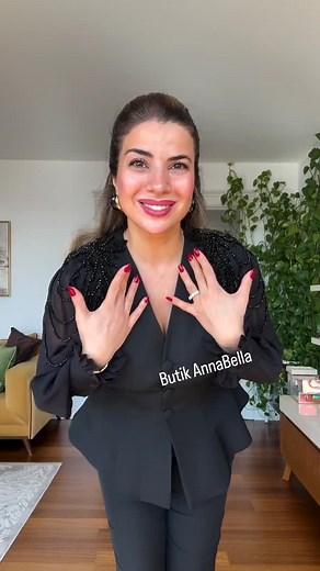 83 reactions | NOVA KOLEKCIJA GOLEMINI 36,38,40,42 BROJ UNIKATNA KOLEKCIJA VO PRODAZBA USTE EDEN UNIKATEN MODEL NA KOMPLET | Butik Anna Bella | Facebook