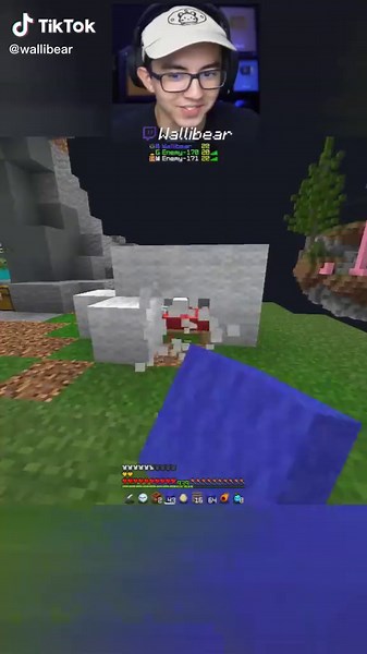 BIGGEST SUS BUILD IN BEDWARS😳😳 #minecraft #minecrafter #bedwars #hypixel #wallibear