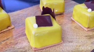 Chocolate and Yuzu Petit Gâteaux AKA Super Pretty Mini Cakes