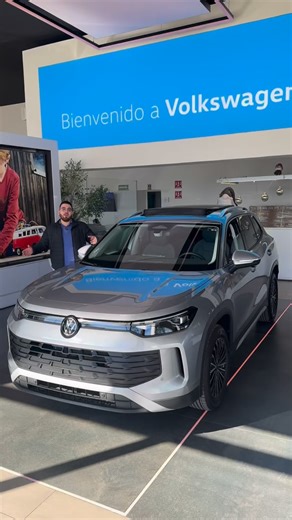 Comienza el año con una nueva aventura a bordo del Tiguan 2026 🤩 Un SUV con un gran diseño, amplió espacio, seguridad completa de manejo y equipamiento total de tecnología, tiene un precio de tiempo LIMITADO desde $679,490 Seguro GRATIS y 5 años de garantía 🚘 Unidades 2026 con precios 2025. Más información: 📲 https://wa.me/5216622763223 ☎ 662 259 8900 📍 Blvd. Rodríguez esquina con Gastón Madrid | Volkswagen Hermosillo
