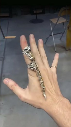 Mechanical Alien Ring