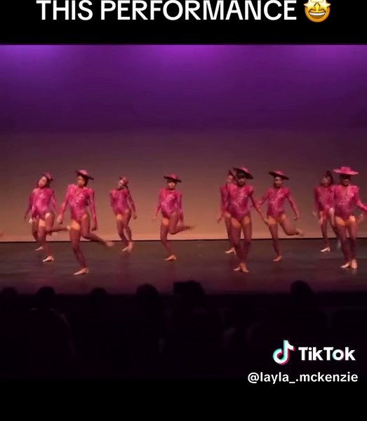 Captivating Jazz Dance Performance by Molly Long | Group Choreography Showcase