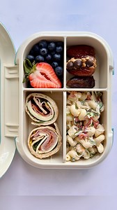 The perfect Summer picnic lunch packed with lots of flavor and sunshine✨🧺 🥖 Italian sandwich pinwheels layered with savory meats, cheese and veggies rolled to perfection 🧀 Creamy smoked Gouda pasta salad—rich, velvety, and made for lingering bites 🍓 Juicy summer berries bursting with sweetness in every bite 🌰 Medjool dates, lovingly stuffed for the perfect sweet-meets-savory moment ~ TIPS: ☀️The Lunchbox has a built in ice tray! 👉🏽Linked in bio - check it out ☀️Using something else? Doubl
