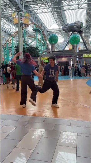 Dancing at the Mall of America