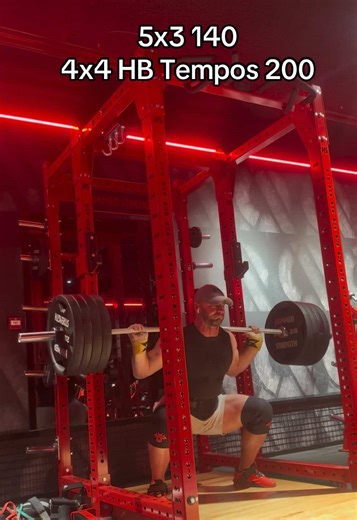 High volume bench and secondary squat day Light day #sbd #powerlifting #workout #sport #fyp