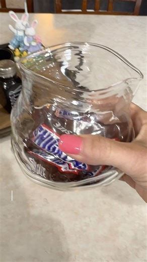 4.6K views · 80 reactions | The cutest candy bowl on Amazon!! https://amzn.to/3Py07lW (Affiliate link!) | Shugary Sweets | Facebook