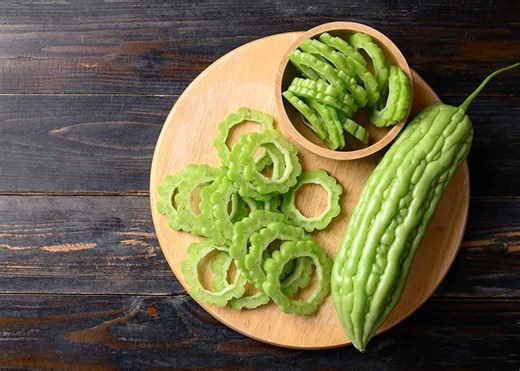 How Bitter Melon Helps Control Blood Sugar and Improve Metabolic Health