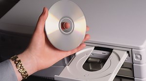 光盘是如何刻录信息的？其实原理很简单，网友：都是人才啊！