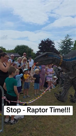 Raptor playing again! #fun #funny #sun #haha #children | Raptors World - Roarsome Dinosaur Entertainment