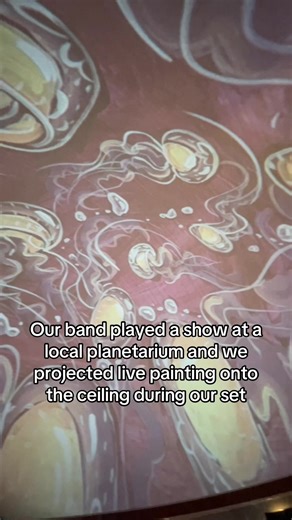 Live Painting at a Planetarium Show