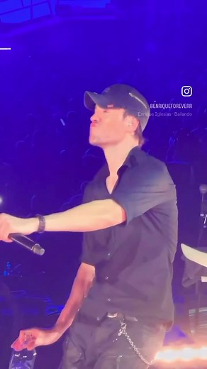 Dance Contigo: Enrique Iglesias Bailando