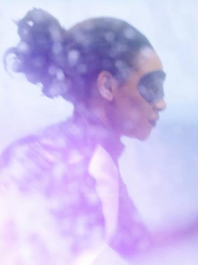 Flash ⚡ The Speed Force was transferred from Barry to Iris.