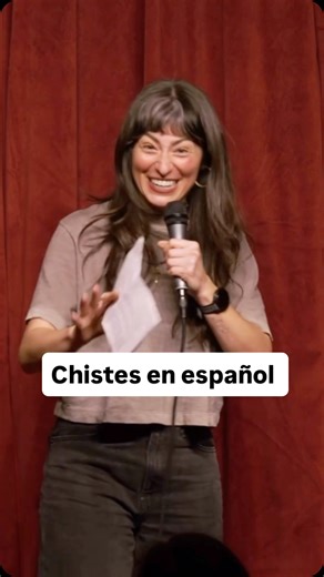 Gracias @comosedicecomedy for allowing me take these teeny tiny baby steps tryin mis chistes en español y tambien gracias a mi profesora @almaeo @espanolconalmae | Melissa Villaseñor