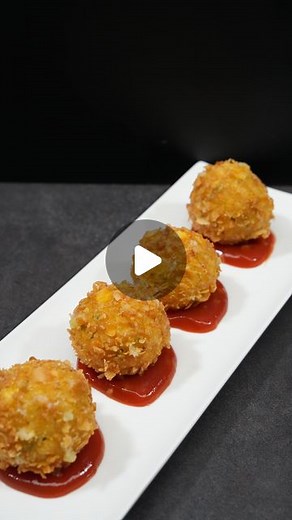 GialloZafferano Loves Italy on Instagram: "🥔 Get ready to crush some cravings with these Mozzarella-Stuffed Potato Croquettes! Crispy on the outside, gooey on the inside. You won’t be able to resist! 😍 6 potatoes Salt 1 tablespoon of cornstarch 150 grams of mozzarella 1 tablespoon of chives Pepper Eggs (for coating) Cereals (for coating) Instructions: Preheat the oven to 180 degrees Celsius (356 degrees Fahrenheit). Sprinkle the potatoes with salt and bake them in the oven for about an hour, u