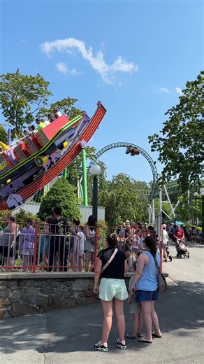 Canobie Lake Park Salem NH: Last Full Week of Summer Fun