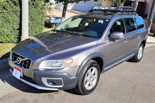 No Reserve: 2010 Volvo XC70 3.2 AWD
