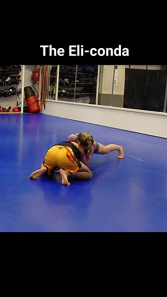 Learn 10 Effective Strangling Techniques | BJJ Training