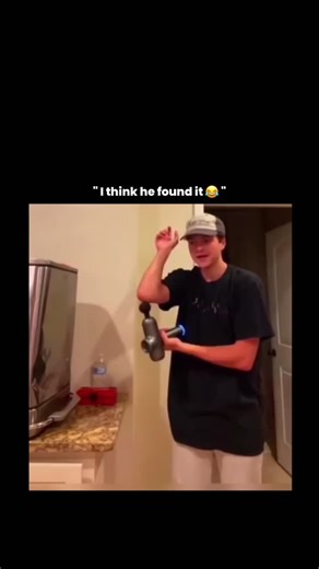 Explainer Zone™ on Instagram: "This video highlights how modern handheld devices like percussion massage guns work using basic principles of physics and human muscle response. Massage guns operate by delivering rapid, repetitive pulses (percussive therapy) into muscle tissue, which increases local blood flow, reduces muscle stiffness, and temporarily relaxes tight fibers by stimulating the nervous system. The moment shown captures a common reaction when someone discovers how powerful these vibra