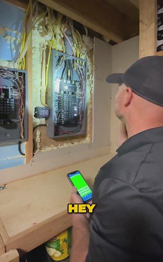 Electrical Panel Check! 🔌 Ever wondered what we look for in an electrical panel? Here are three key things: 1️⃣ Proper wire size matching the breaker 2️⃣ Avoiding multiple wires on one breaker 3️⃣ Keeping an eye out for scorched wires Have you had your panel inspected? Share your experiences in the comments! ⚡ #sold #newlisting #realty #property #firsttimehomebuyer #properties #listing #realestate #dreamhome #realtorsofinstagram #homebuying #goldkey #homeinspections #hometips #goldkeyhomeinspec