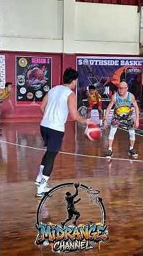 Midrange is their comfort zone. Give them space, that’s 2 points easy. 🎯🏀