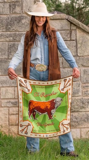 💚Our New Line is here and that ain’t no BULL!💚😉It’s time! The release of our new line is about here! Here is just a quick sneak of one of my favorites from our 2025/2026 Fall roll out! “Toro Grande”I’ve been so excited to roll this scarf out. One of our new Artist Corner collections that we did with artist @luckybdesign - such a cool throwback to that awesome retro style we love so much! I can’t get enough of this one! And wait until you check out his full line with Fringe💚 Official rollout 