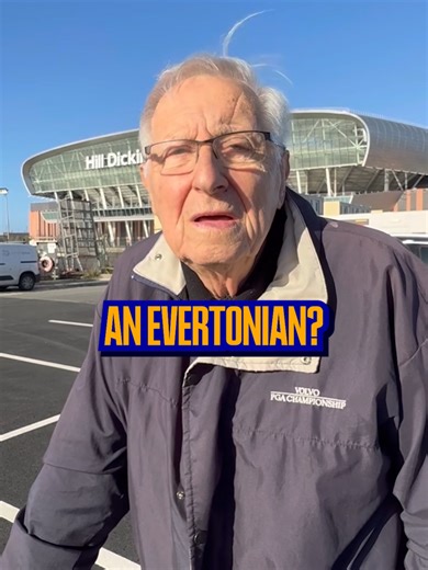 What's the best thing about being an Evertonian? 💙 #everton #football #premierleague #fans #epl