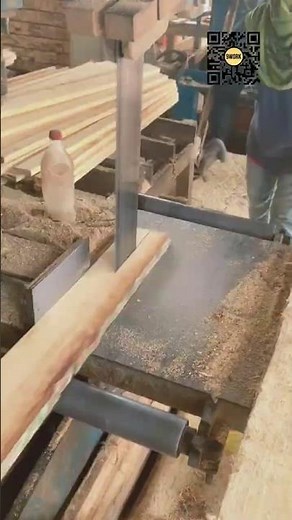 How a Bandsaw Sawmill Turns Raw Logs into Smooth Lumber #9work