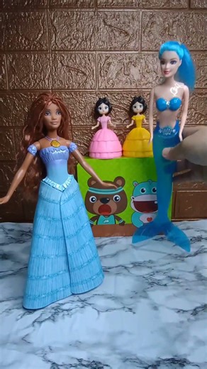 CUTE BLUE 🔵 MERMAID AND TRANSFORMING ARIEL #disneycharacter #ariel #ytshorts