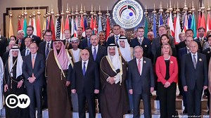 Countries pledge billions to rebuild Iraq